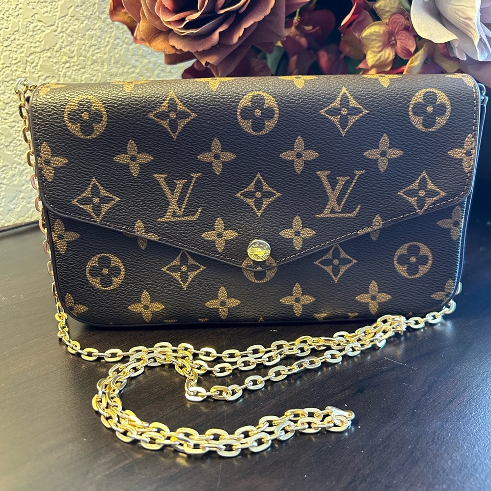 Brown gold chain small crossbody